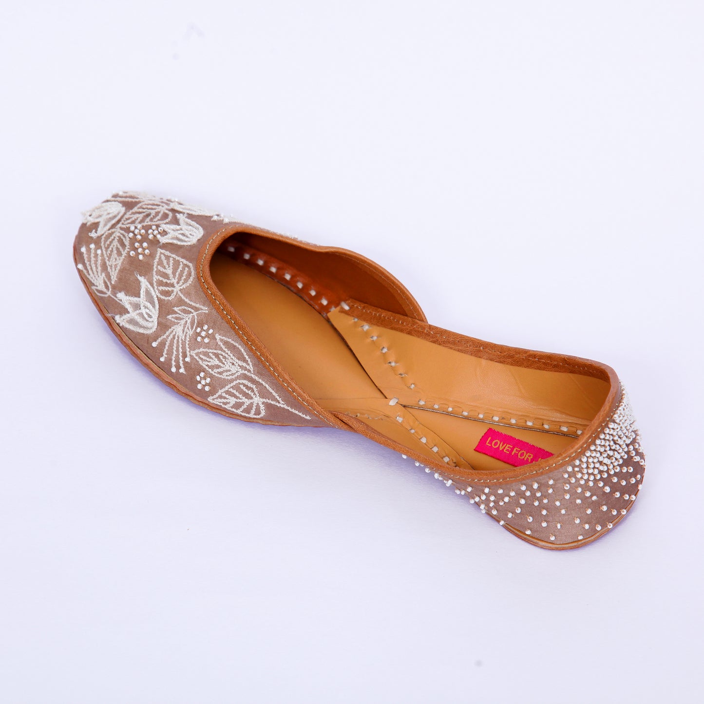 FLOWERET JUTTIS
