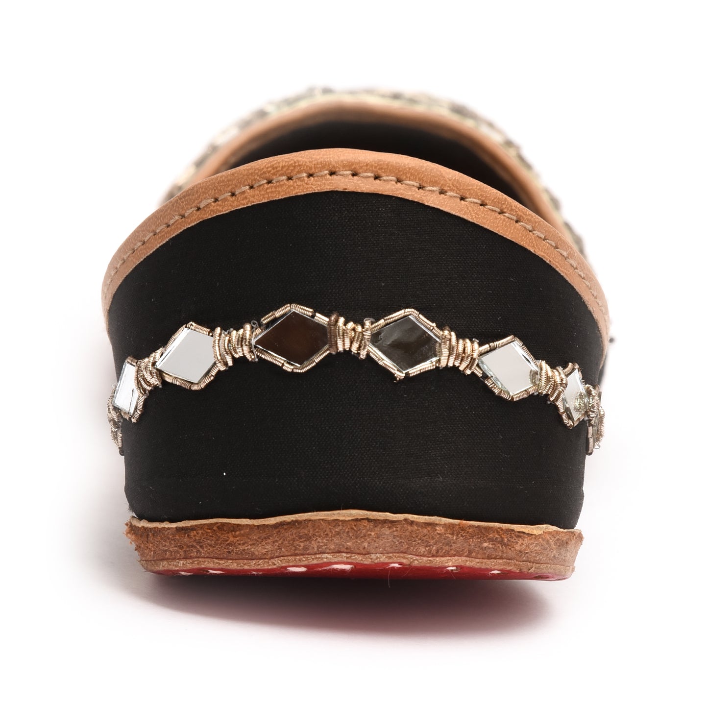 BLACK TIARA JUTTIS