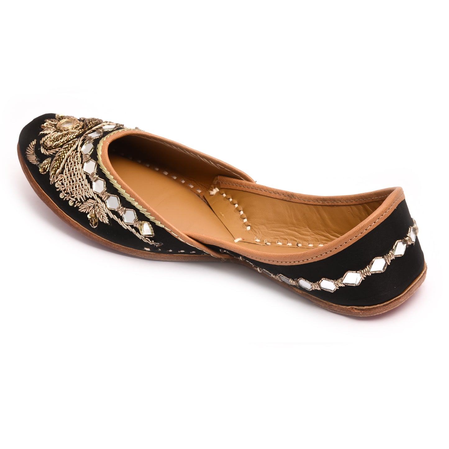 BLACK TIARA JUTTIS