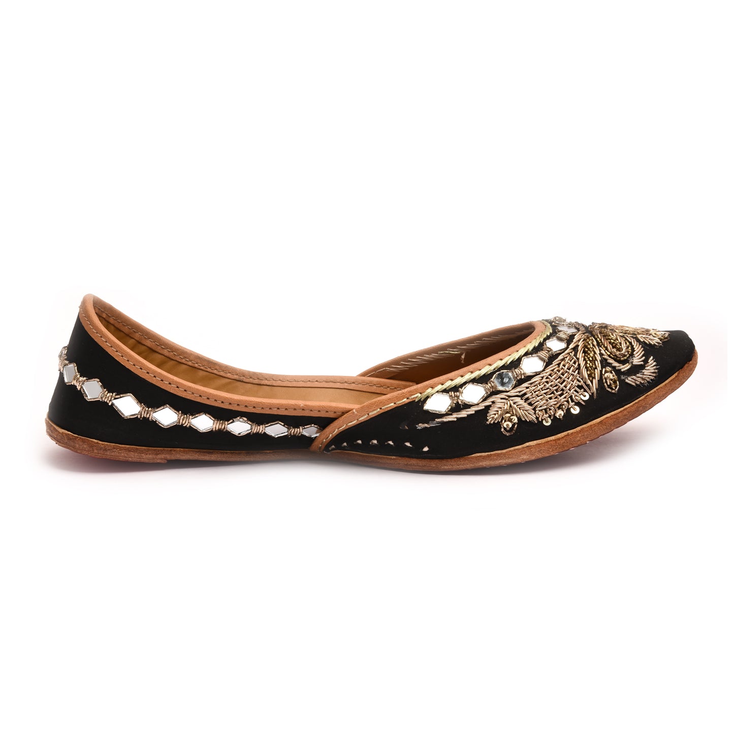 BLACK TIARA JUTTIS
