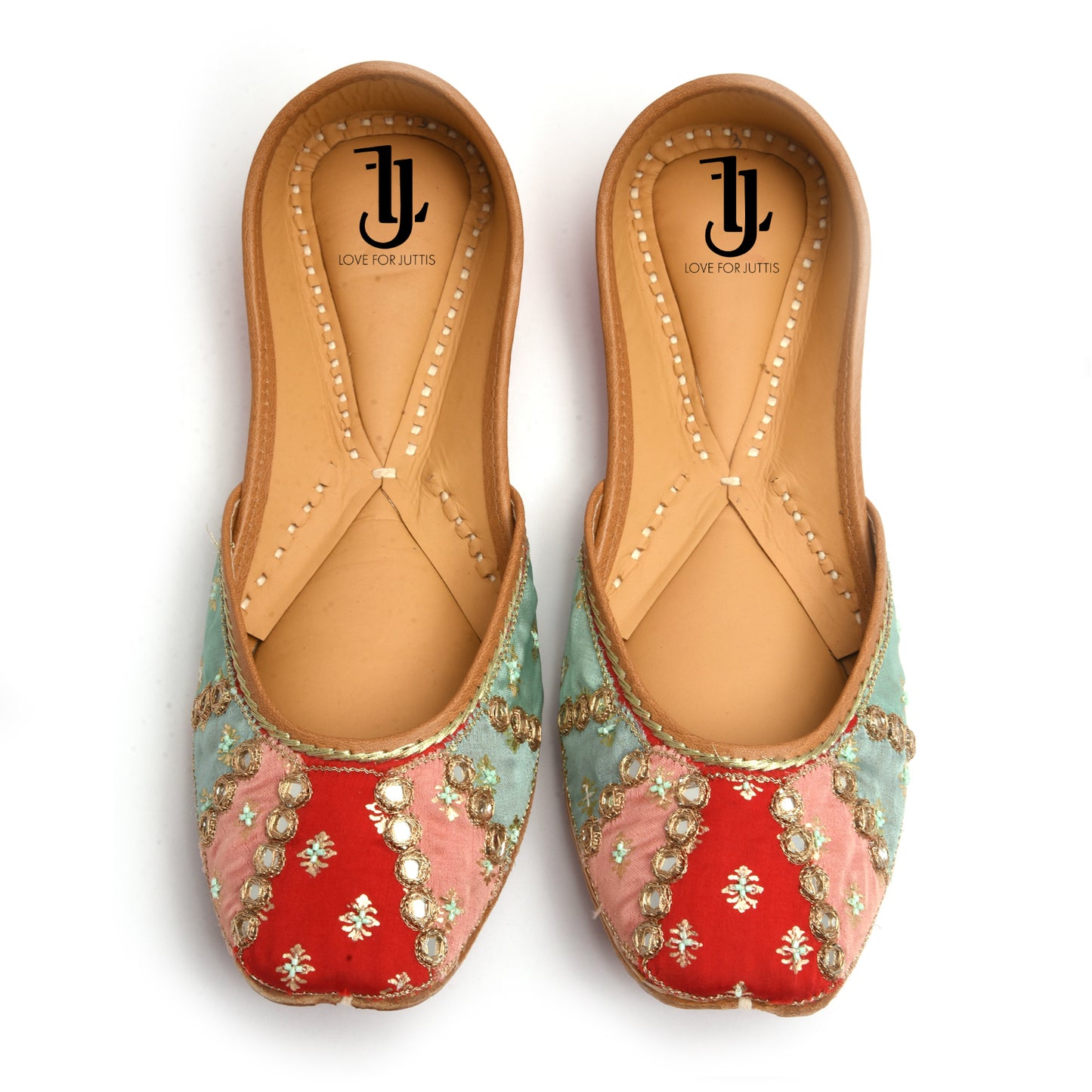 CINDERELLA JUTTIS