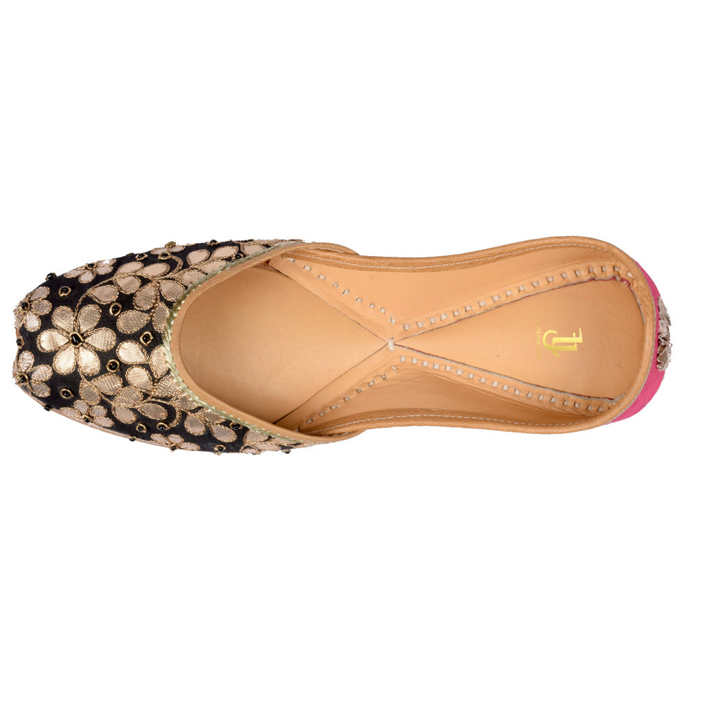 STAR JUTTIS
