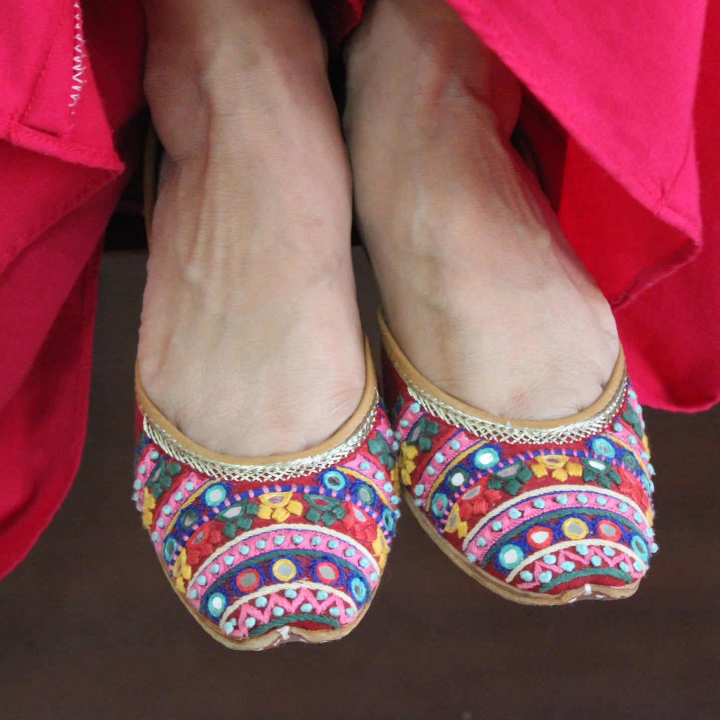 KASHTI JUTTIS